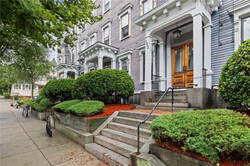 182 Bowen Street 11, Providence, RI 02906