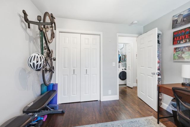 1621 14th Ave, N, Nashville, TN 37208