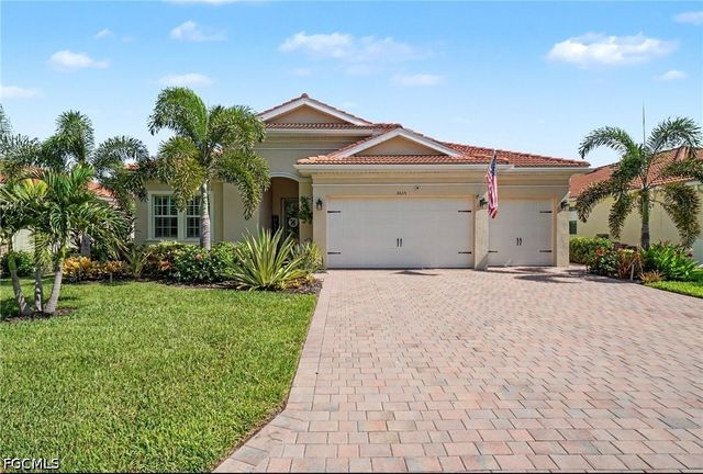 3035 Apple Blossom DR, Alva, FL 33920