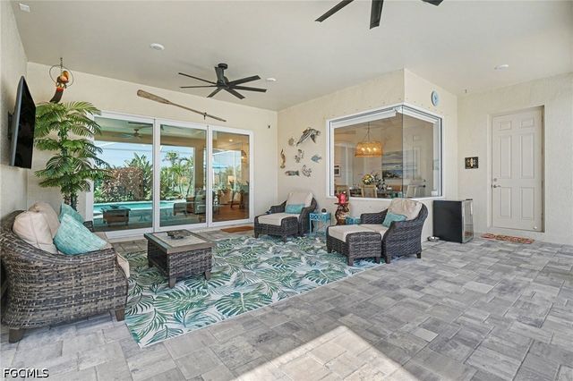 3035 Apple Blossom DR, Alva, FL 33920