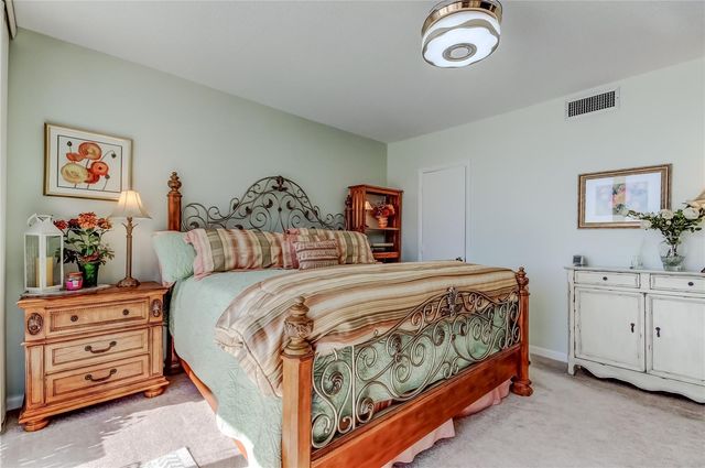 100 PIERCE STREET 305, Clearwater, FL 33756