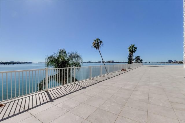 100 PIERCE STREET 305, Clearwater, FL 33756