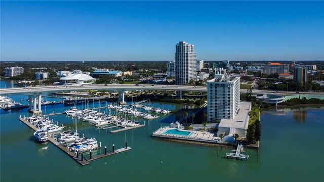 100 PIERCE STREET 305, Clearwater, FL 33756