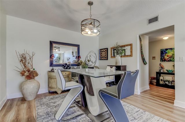 100 PIERCE STREET 305, Clearwater, FL 33756