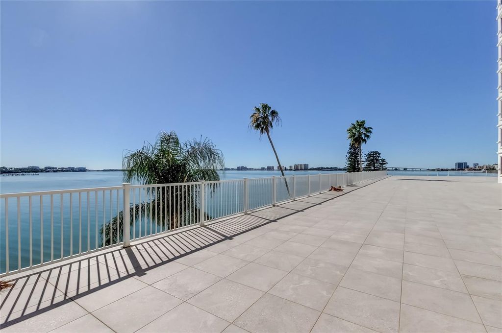 Image 31 of property listing at 100 PIERCE STREET 305, Clearwater, FL 33756