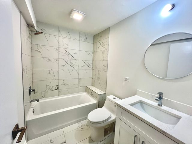 822 N Winchester Avenue 1R, Chicago, IL 60622