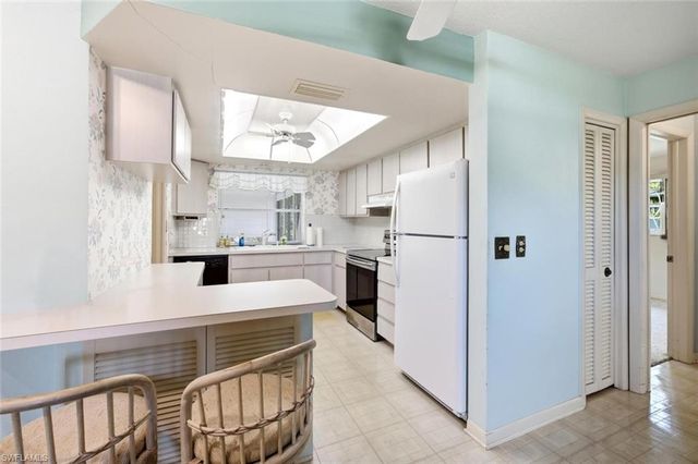4443 Lakewood BLVD, Naples, FL 34112