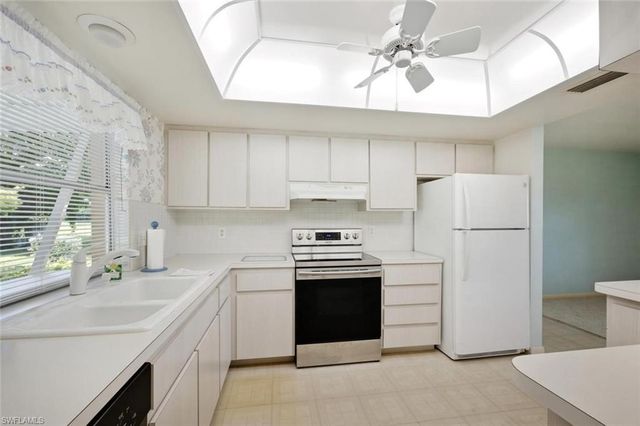 4443 Lakewood BLVD, Naples, FL 34112