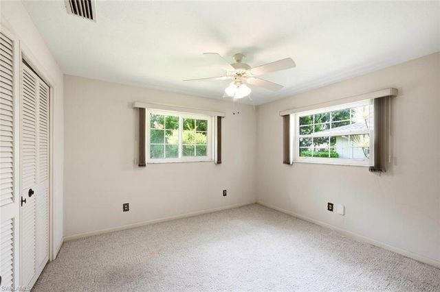 4443 Lakewood BLVD, Naples, FL 34112