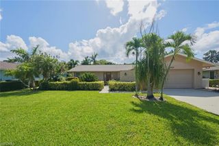 4443 Lakewood BLVD, Naples, FL 34112