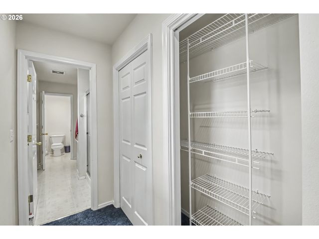 405 Ne 86TH Ave, Portland, OR 97220