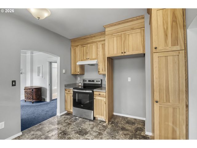 405 Ne 86TH Ave, Portland, OR 97220