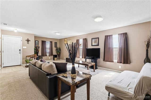 3613 Bluebird Avenue, Mcallen, TX 78504