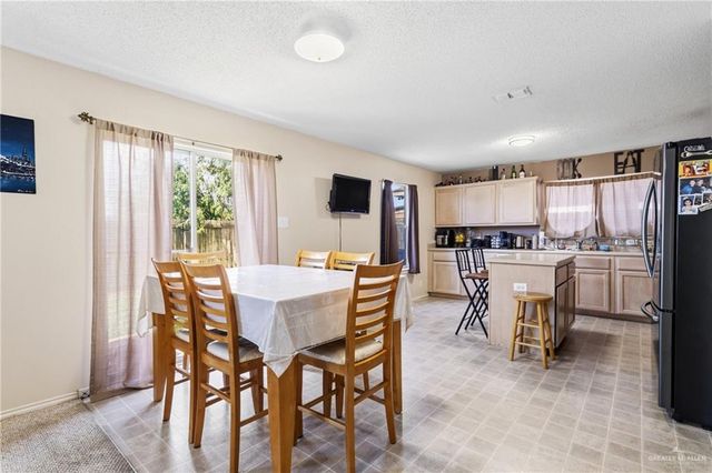 3613 Bluebird Avenue, Mcallen, TX 78504