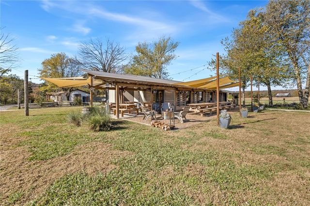 15660 & 15656 Ball Road, Elkins, AR 72727