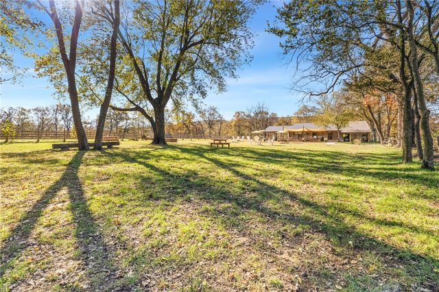 15660 & 15656 Ball Road, Elkins, AR 72727