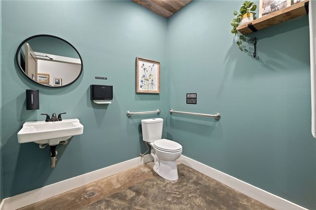 15660 & 15656 Ball Road, Elkins, AR 72727