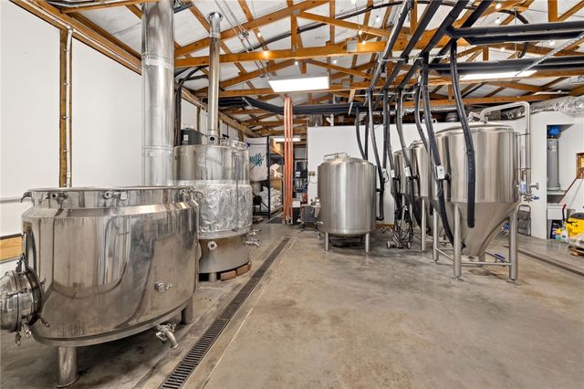 15660 & 15656 Ball Road, Elkins, AR 72727