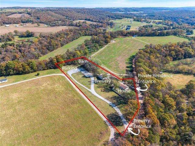 15660 & 15656 Ball Road, Elkins, AR 72727