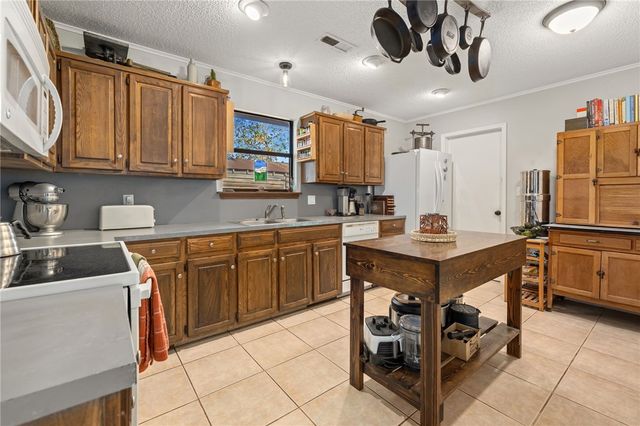 15660 & 15656 Ball Road, Elkins, AR 72727