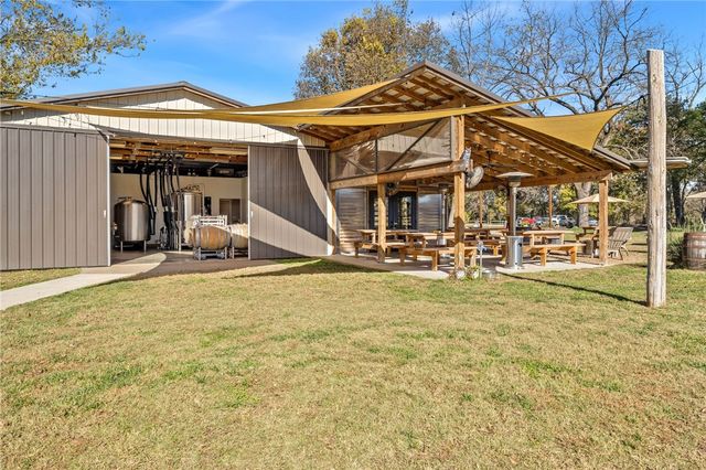 15660 & 15656 Ball Road, Elkins, AR 72727