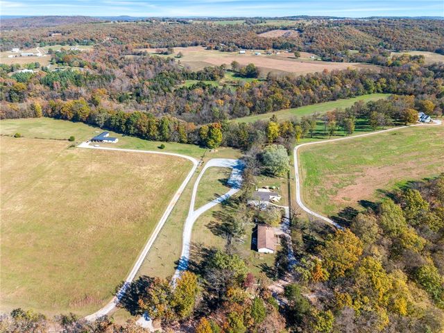 15660 & 15656 Ball Road, Elkins, AR 72727