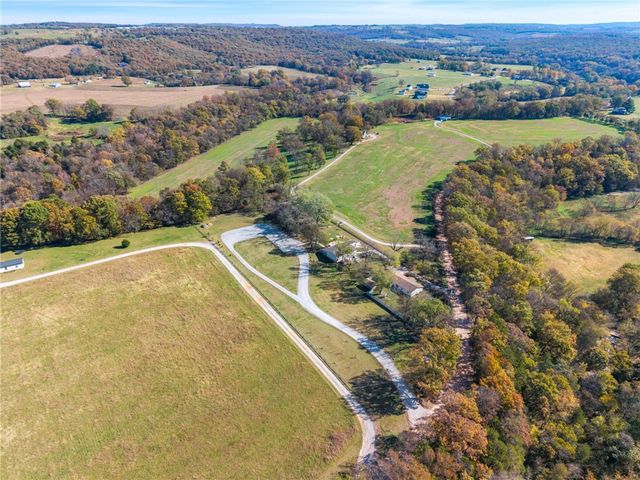 15660 & 15656 Ball Road, Elkins, AR 72727