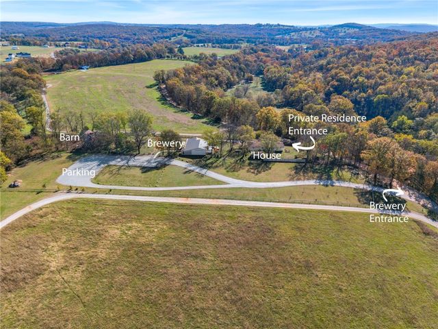 15660 & 15656 Ball Road, Elkins, AR 72727