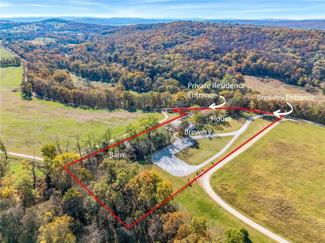 15660 & 15656 Ball Road, Elkins, AR 72727