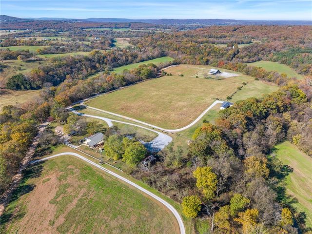 15660 & 15656 Ball Road, Elkins, AR 72727