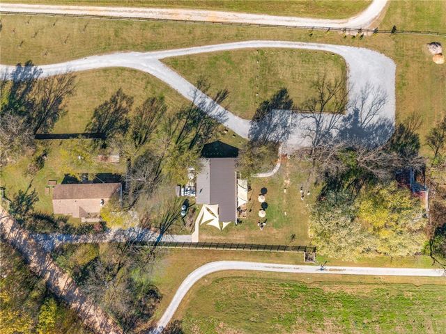 15660 & 15656 Ball Road, Elkins, AR 72727