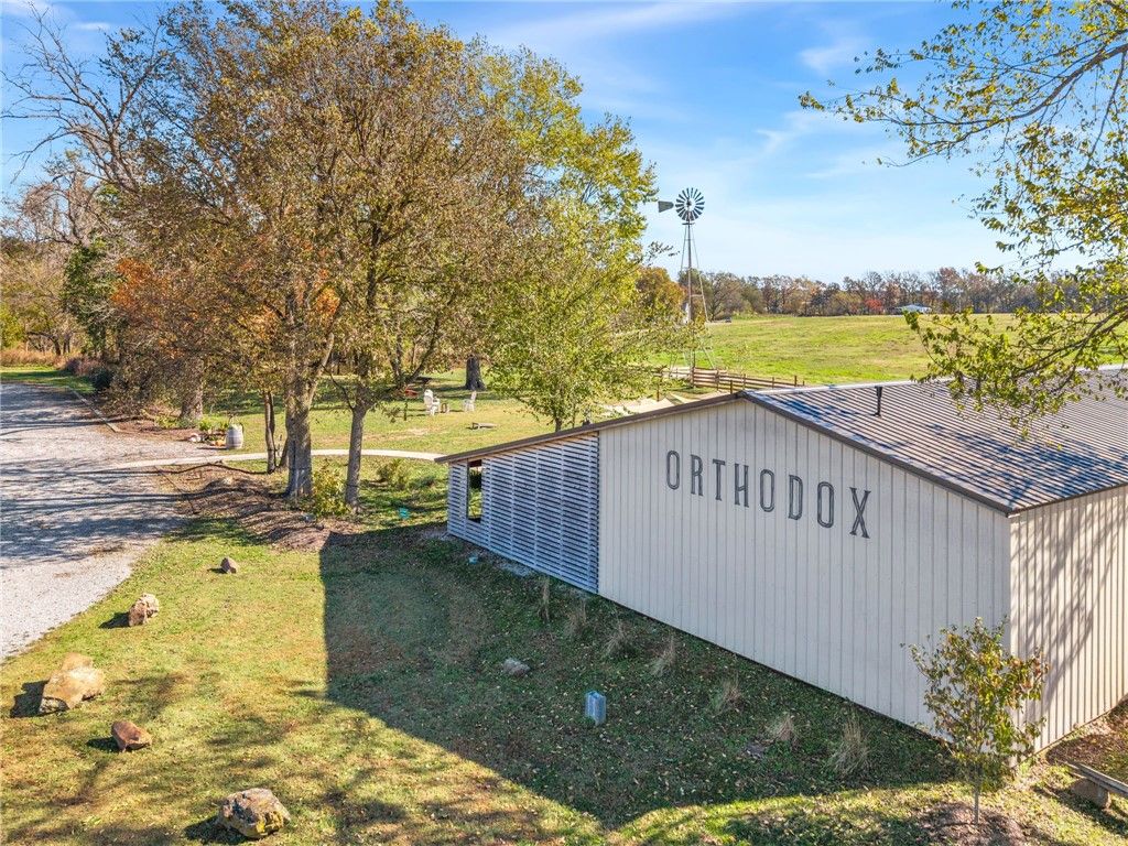 15660 & 15656 Ball Road, Elkins, AR 72727