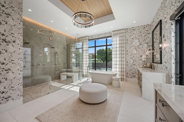 1634 N SWINTON Avenue, Delray Beach, FL 33444