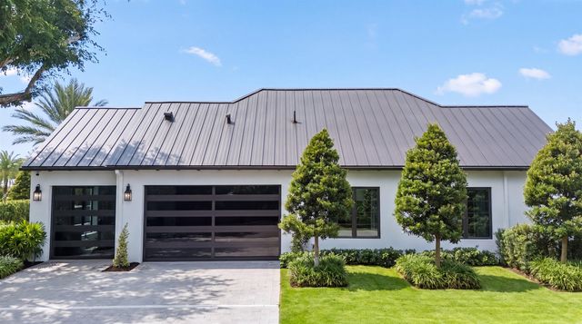 1634 N SWINTON Avenue, Delray Beach, FL 33444