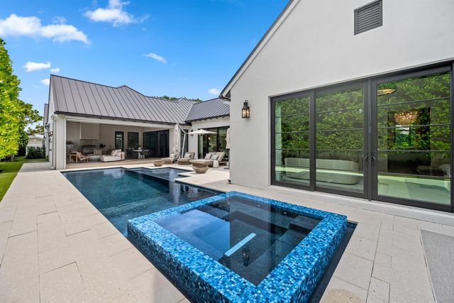 1634 N SWINTON Avenue, Delray Beach, FL 33444