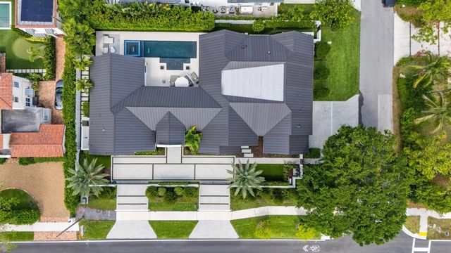 1634 N SWINTON Avenue, Delray Beach, FL 33444