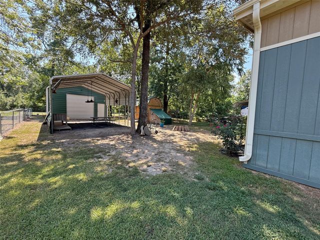181 Willow Oak Lane, Point Blank, TX 77364