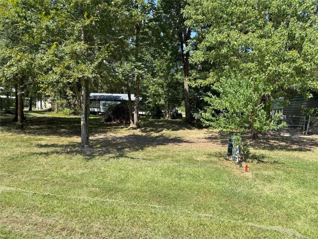 181 Willow Oak Lane, Point Blank, TX 77364