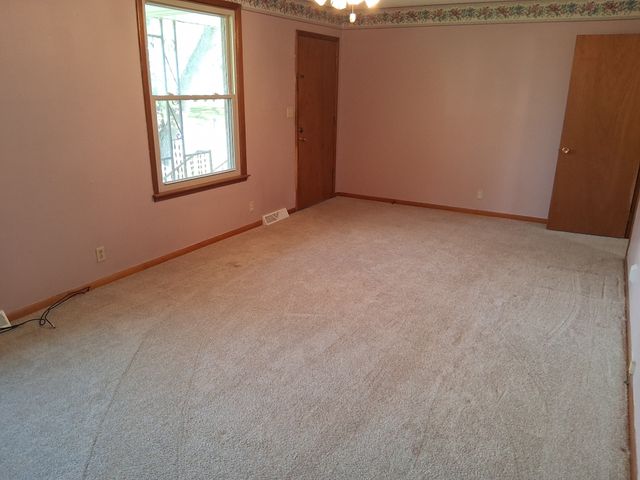 552 Paula Dr, Clarksville, TN 37042