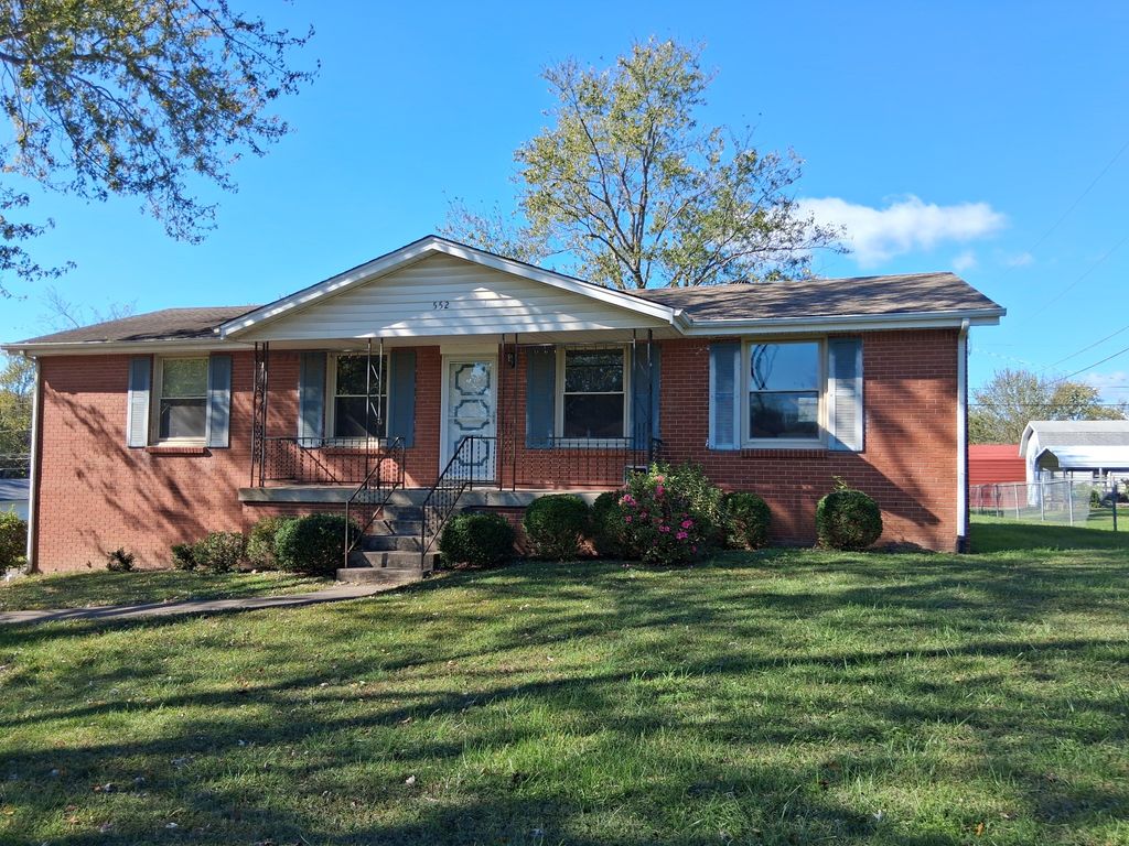552 Paula Dr, Clarksville, TN 37042
