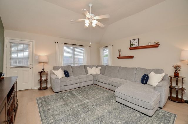 9222 Sorrell Hollow Lane, Rosenberg, TX 77469