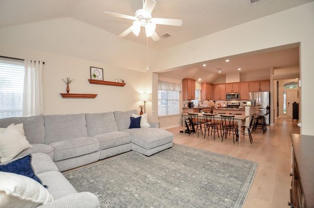 9222 Sorrell Hollow Lane, Rosenberg, TX 77469