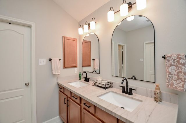 9222 Sorrell Hollow Lane, Rosenberg, TX 77469