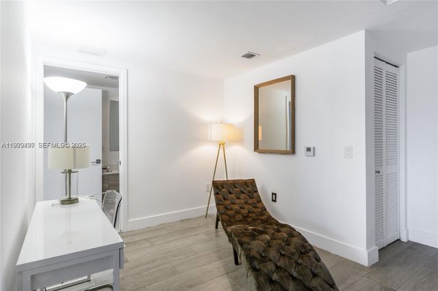 121 NE 34th St 1203, Miami, FL 33137