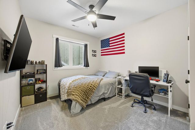 1465 Shawnas Place S, Fargo, ND 58104