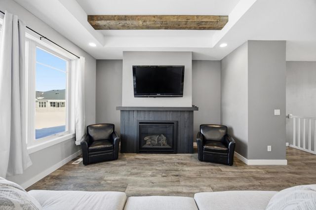 1465 Shawnas Place S, Fargo, ND 58104