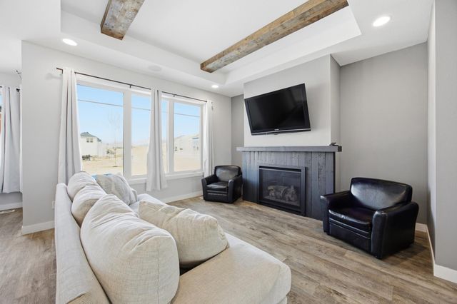 1465 Shawnas Place S, Fargo, ND 58104