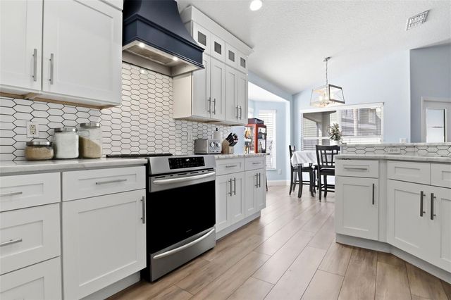 10077 PORTOFINO DRIVE, Orlando, FL 32832