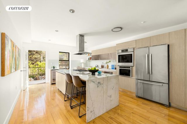 578 LAFAYETTE Avenue, New York City, NY 11205