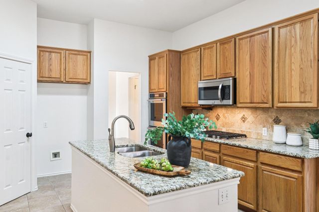 1602 Drop Tine DR, Cedar Park, TX 78613